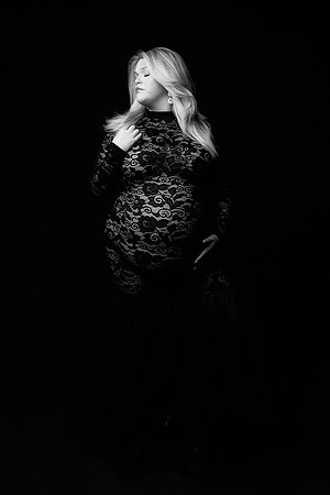 ALYSSA_MATERNITY-16bw