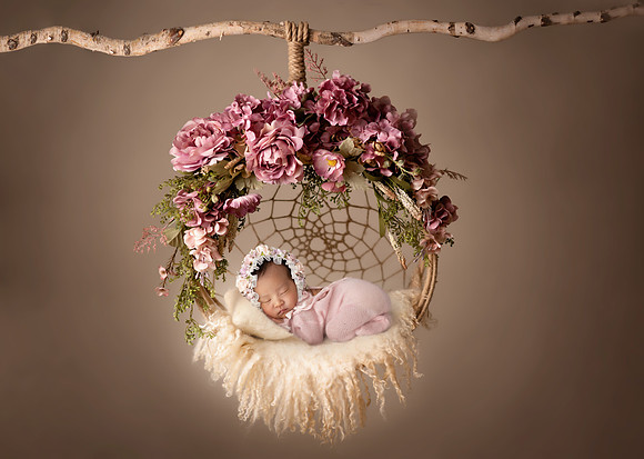 EVERLY_8DAYS-1