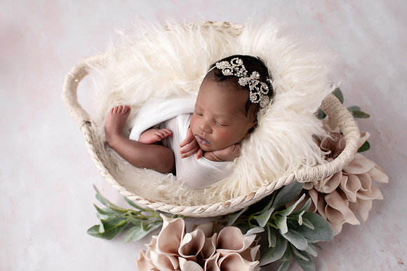 RAE'LYNN_13DAYS-31