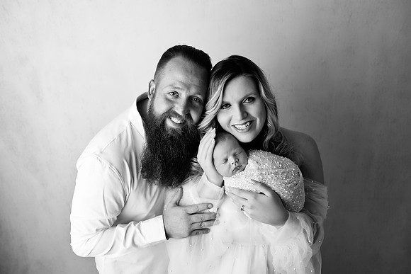 EZRA_13DAYS-57bw