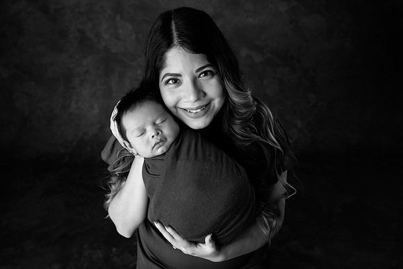LUCAS_6WEEKS-37bw