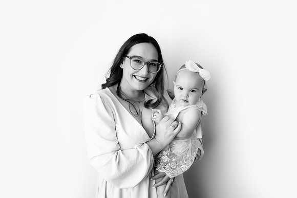 ELEANORE_1YEAR-39bw