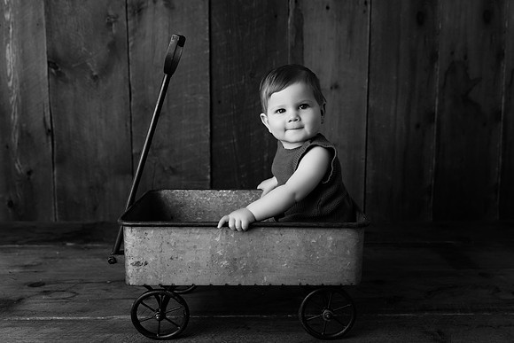 LANDON_1YEAR-27bw