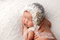 AVA_8DAYS-6