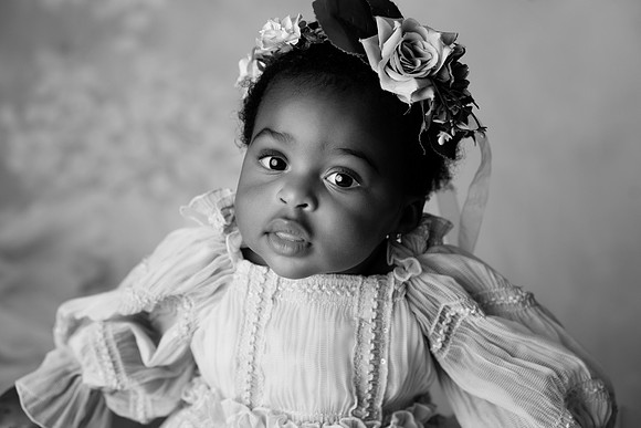 ELBRI_1YEAR-5bw