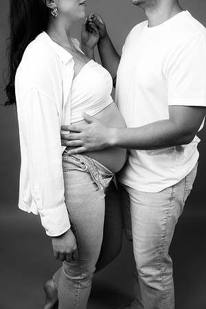 CAITLYN_MATERNITY-24bw