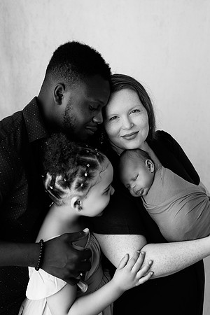 EMMANUEL_12DAYS-69bw
