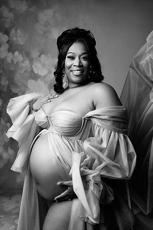 LYNDREION_MATERNITY-18bw