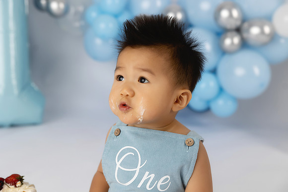 LEO-1YEAR-19