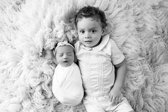 AVA_10DAYS-58bw