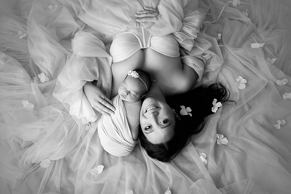 AVA_10DAYS-94bw