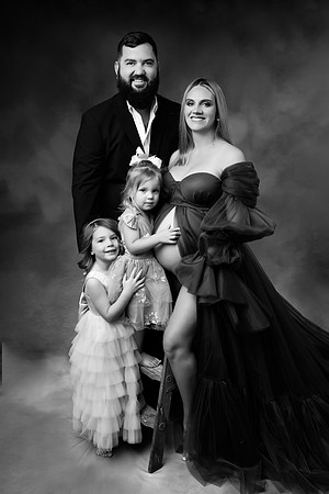 TORI_MATERNITY-1bw