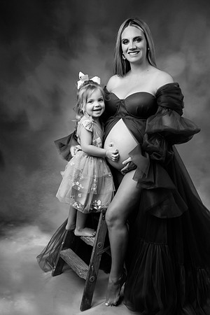 TORI_MATERNITY-5bw