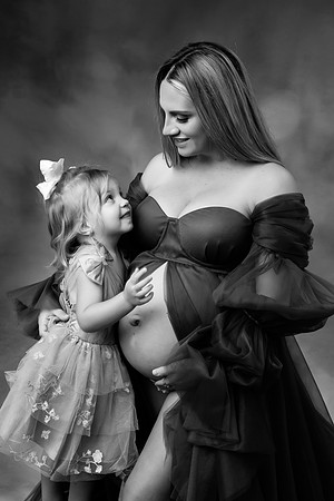 TORI_MATERNITY-6bw