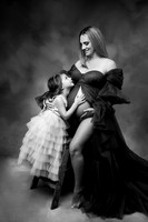 TORI_MATERNITY-8bw