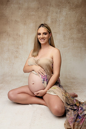 TORI_MATERNITY-30