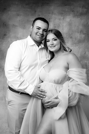 TAYLOR_MATERNITY-30bw
