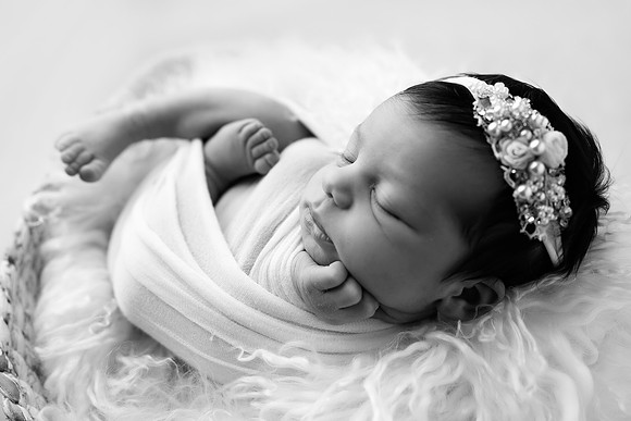 NORA_12DAYS-68bw