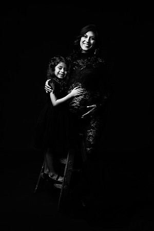 REBEKAH_MATERNITY-1bw