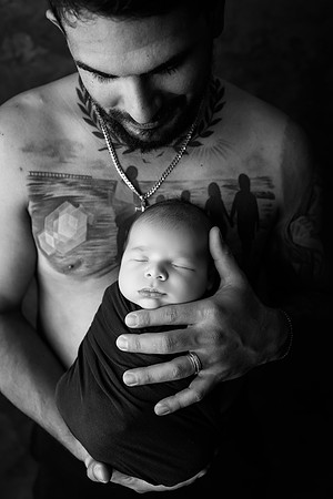 LIAM_18DAYS-64bw
