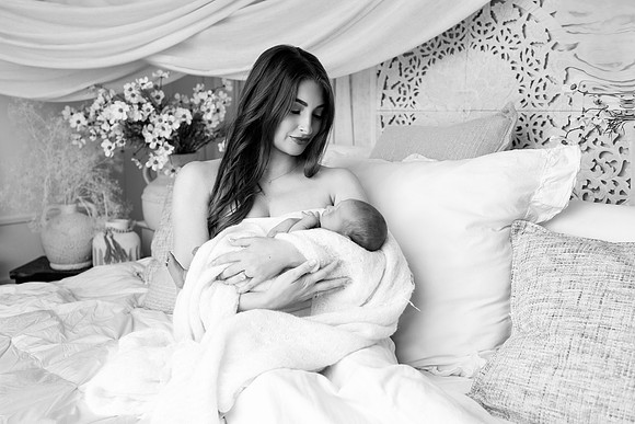 CAIDEN_8days-86bw