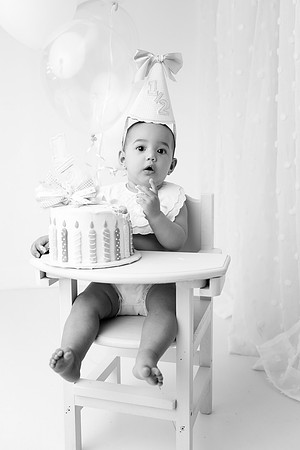 AVA_6mos-11bw