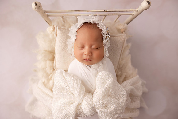 EMMA_33DAYS-17
