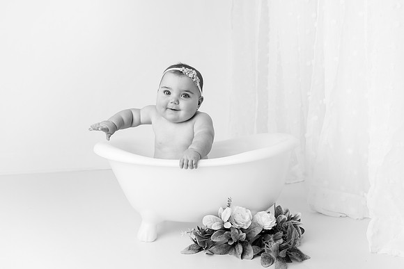 CAROLINE_10 MOS-13bw
