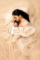 Santana Valentino - 39 days (Newborn Mommy & Me)