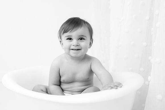 THOMAS_1YEAR-3bw