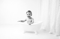 NOAH_1YEAR-6bw