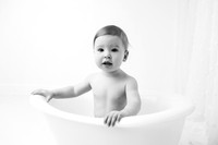 NOAH_1YEAR-8bw