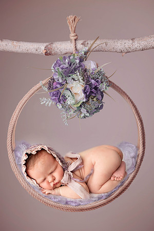ELLIE_12DAYS-1