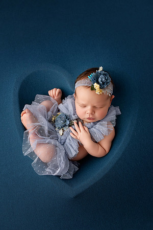 ELLIE_12DAYS-21