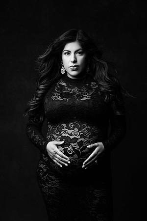 ISABEL_MATERNITY-9_(2)bw