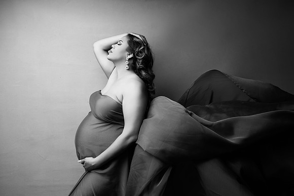 COURTNEY_MATERNITY-21_(2)bw