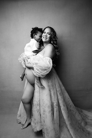 COURTNEY_MATERNITY-31_(2)bw