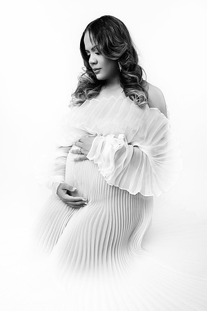 COURTNEY_MATERNITY-70_(2)bw