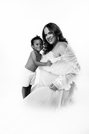 COURTNEY_MATERNITY-74_(2)bw