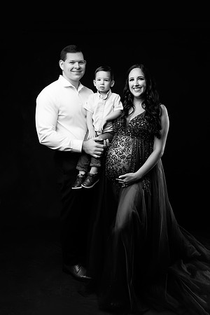 ALEX_MATERNITY-1bw