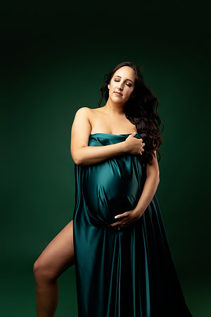 ALEX_MATERNITY-55
