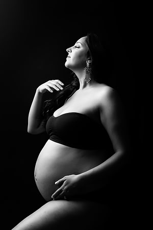 ALEX_MATERNITY-60bw