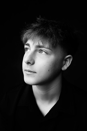 BRAYDEN_16YEARS-9bw