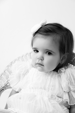 HANNAH_1YEAR-15bw