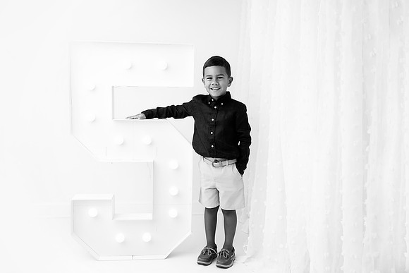 TAYSOM_5YRS-8bw