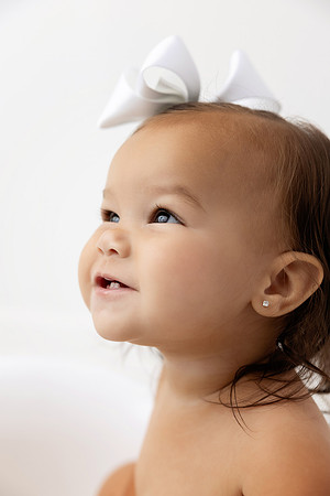AVA_1YEAR-5
