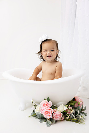 AVA_1YEAR-2