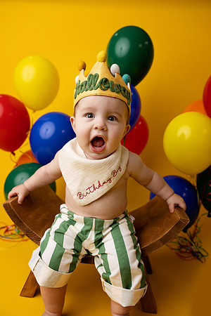 HALLOWAY_1YEAR-4
