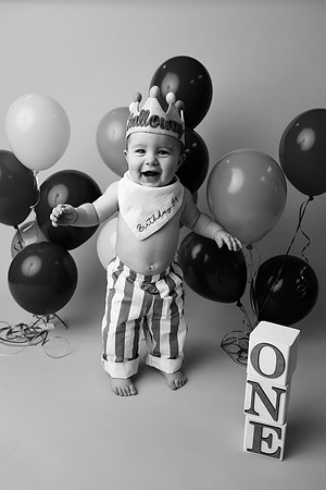 HALLOWAY_1YEAR-10bw
