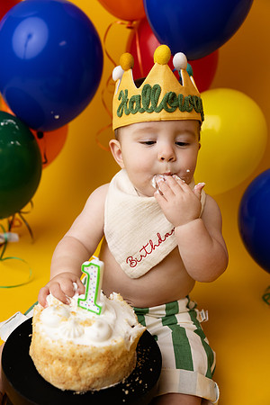 HALLOWAY_1YEAR-21